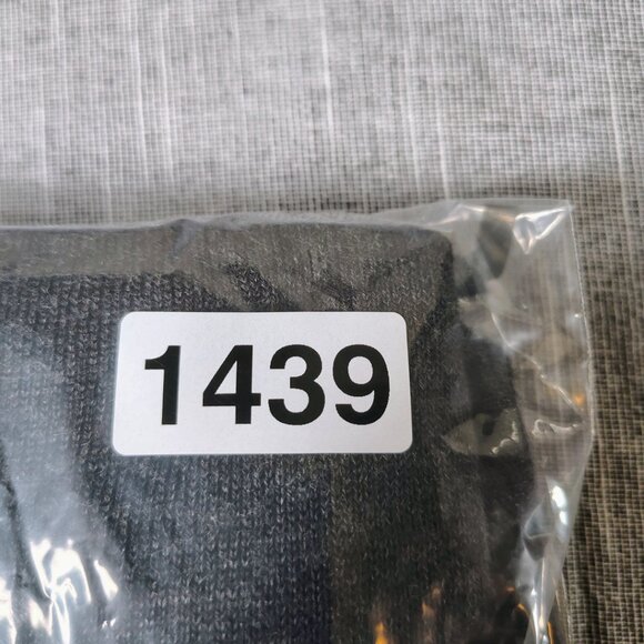 Calvin Klein Sweater Mens Size XL Black Extra Fine Merino Wool V Neck - Picture 9 of 9